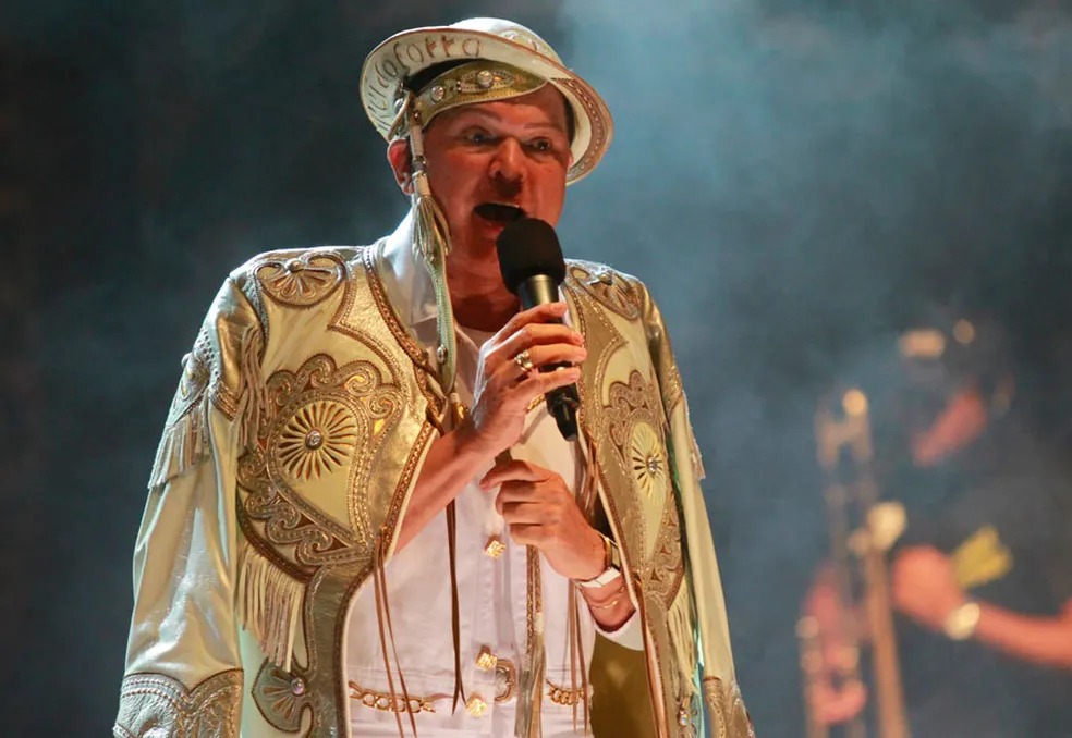 Imagem de Alcymar Monteiro e Devinho Novaes são as principais atrações desta noite do São João em Inhambupe