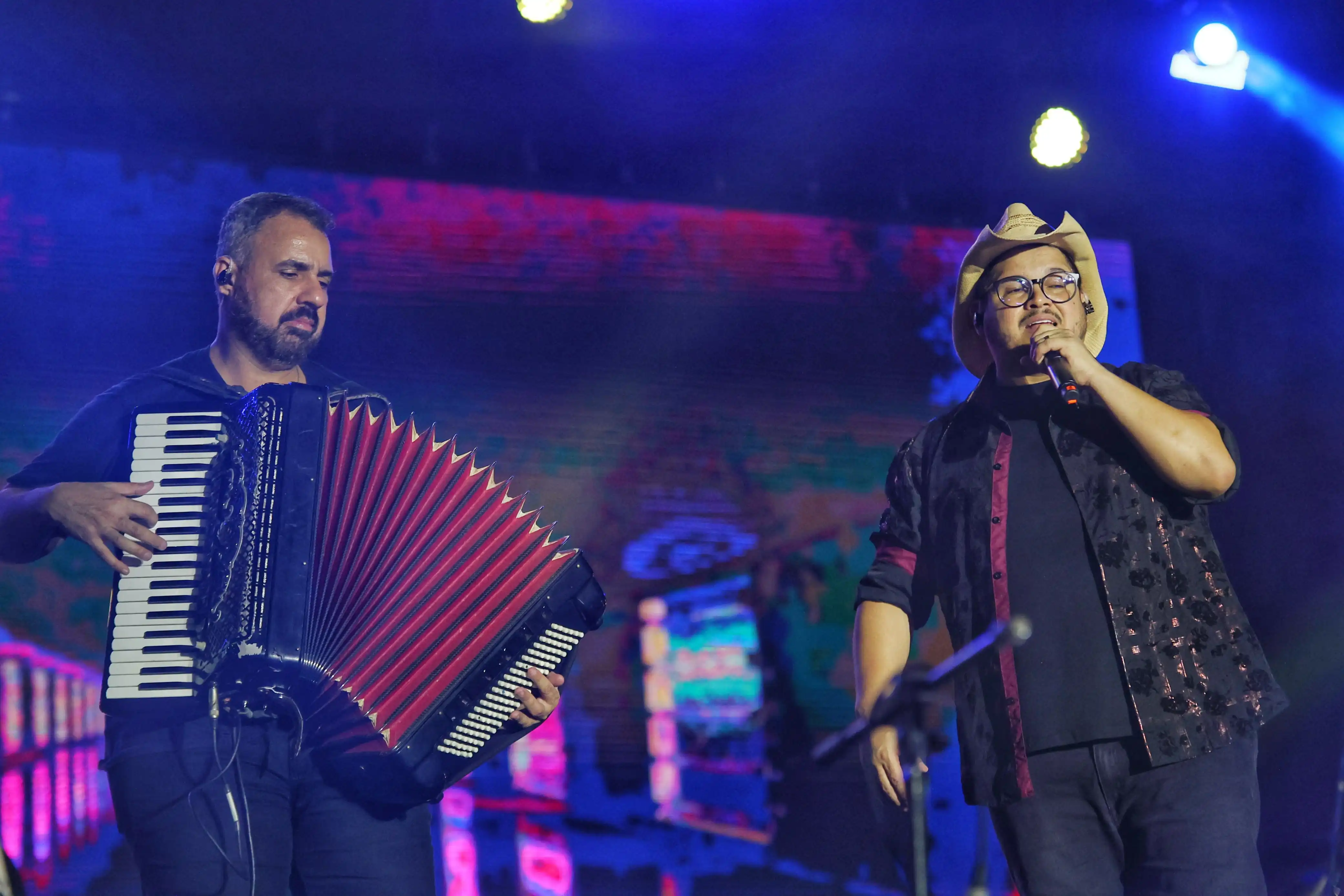 Imagem de Berguinho leva sertanejo ao São João do Parque e anuncia novos projetos