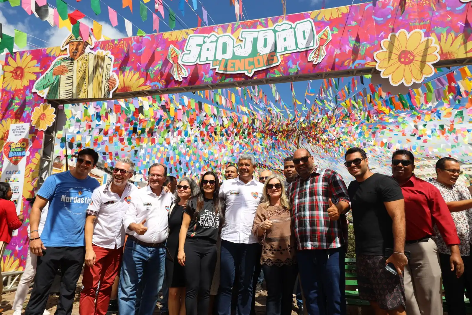 Imagem de Com ocupação de 100% na rede hoteleira, Lençóis recebe visita do governador durante os festejos juninos