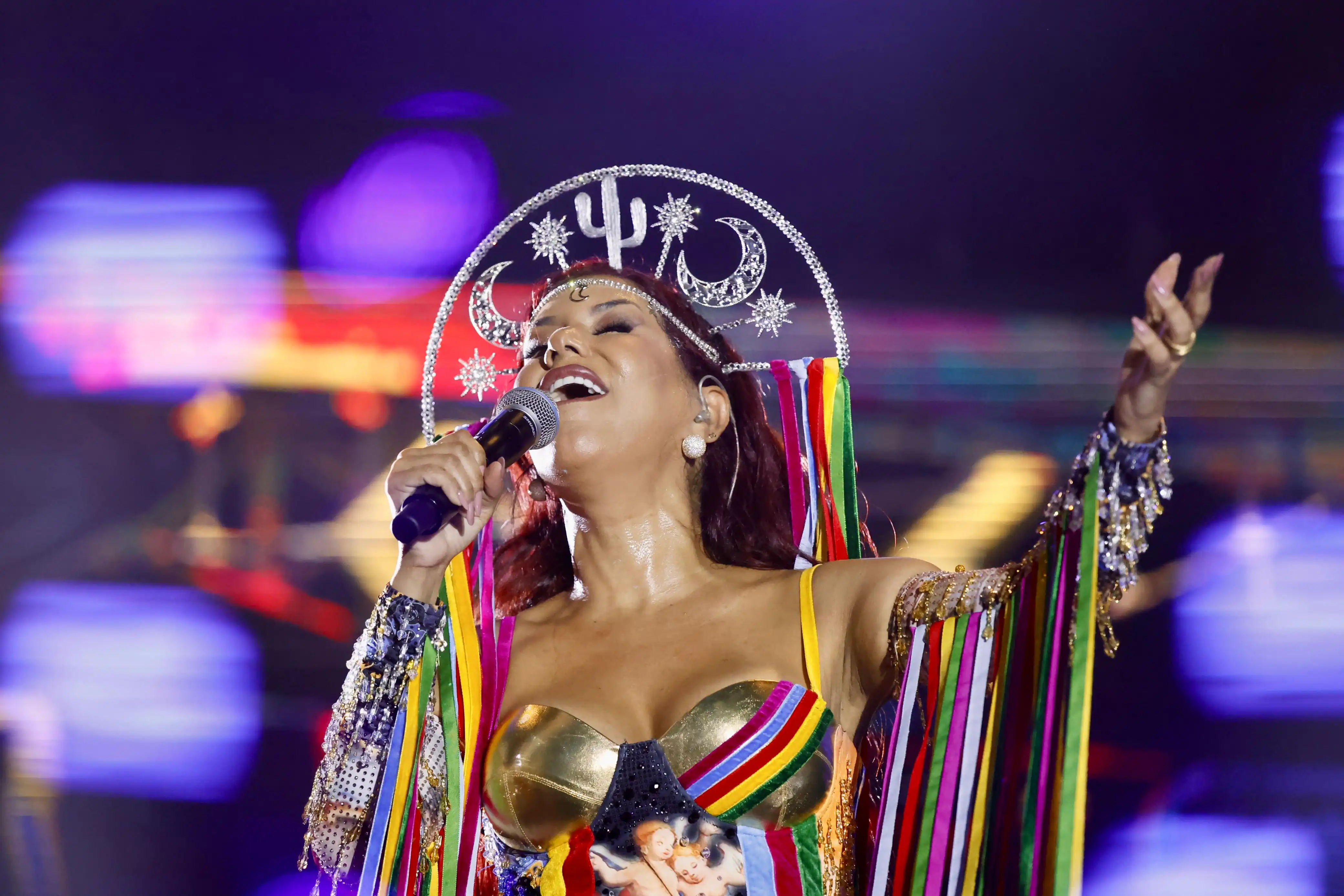 Imagem de Priscila Senna encanta com o sertanejo feminino no São João de Salvador