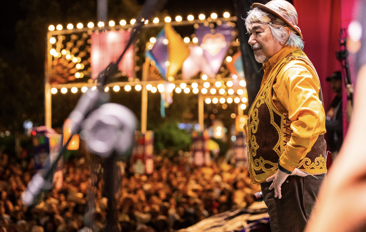 Imagem de Santanna emociona e abre com chave de ouro o circuito Assis do Acordeon no São João de Senhor do Bonfim