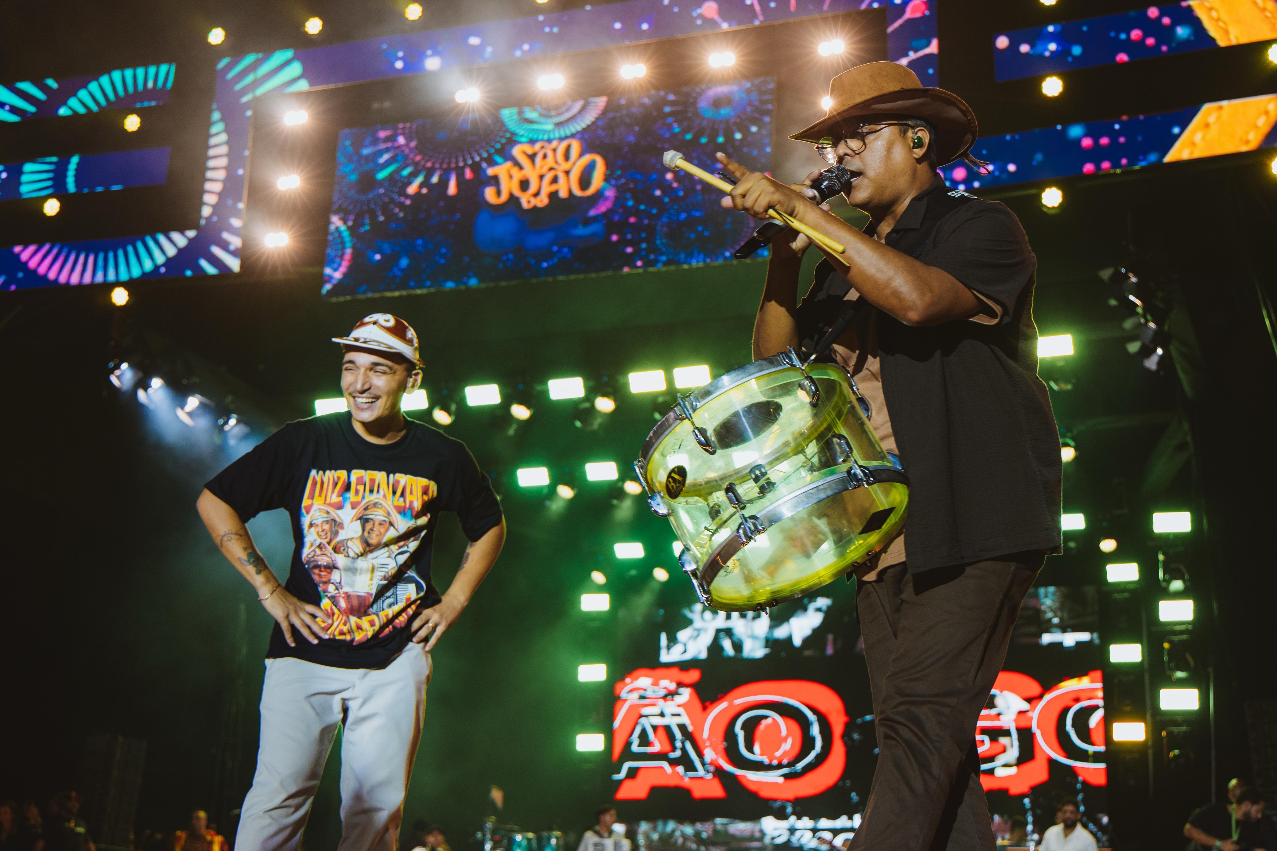 Imagem de João Gomes exalta o Nordeste e entrega show de arrepiar no São João de Cruz