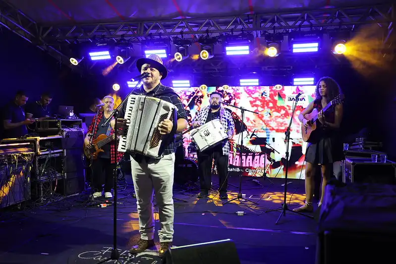 Imagem de Carmo recebe mais uma noite de forró durante o São João da Bahia