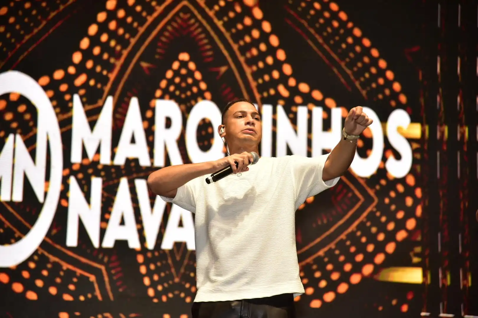 Imagem de Marquinho Navais anima noite de festa em Paripe